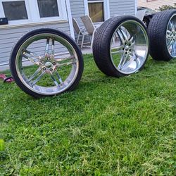 3,  22inch Rims 