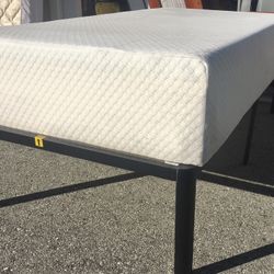 ***12” Memory Foam Twin Bed ****