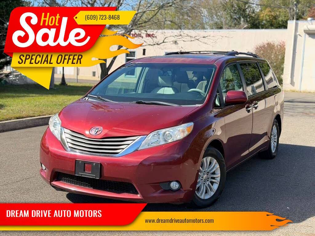 2012 Toyota Sienna