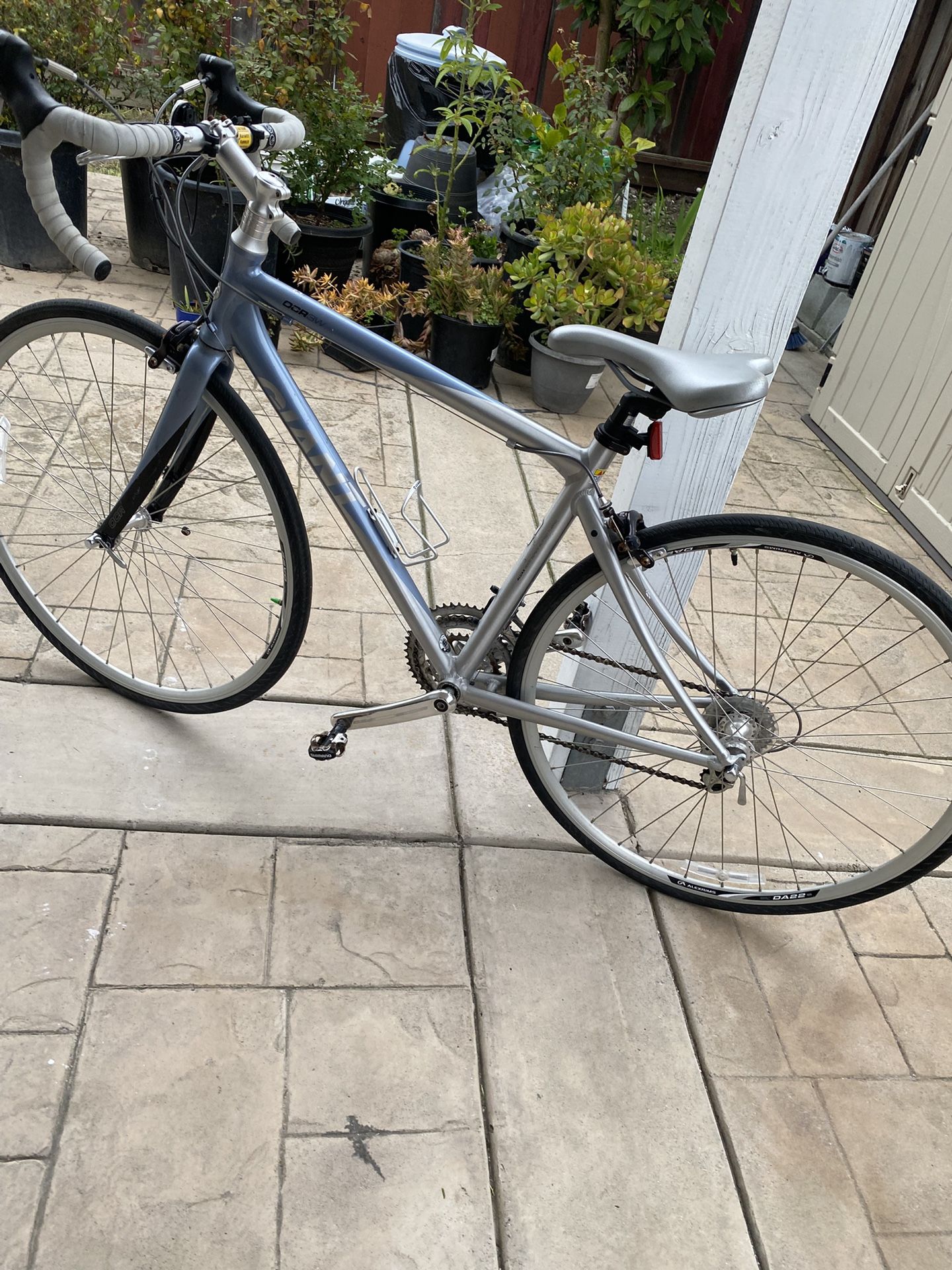 Giant OCR3 Road Bike