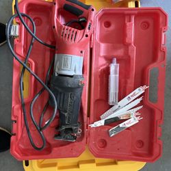 Milwaukee Orbital 15a 120v Super Sawzall 