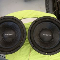 Spicker. Bass.    12''