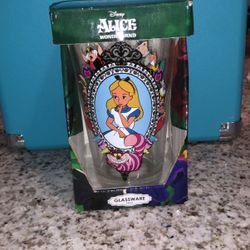 Alice In Wonderland Glassware 