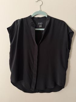 Club Monaco Black Silk Sleeveless Blouse S/P $30 OBO