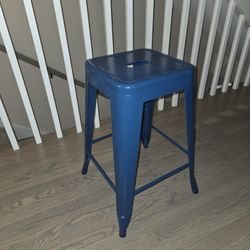 Metal Modern Stool 24 Inches- 4 Chairs
