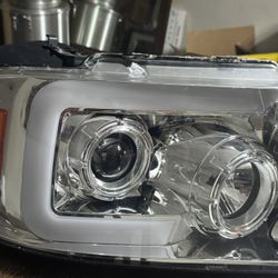 Ford F150 2004-08 Headlight 