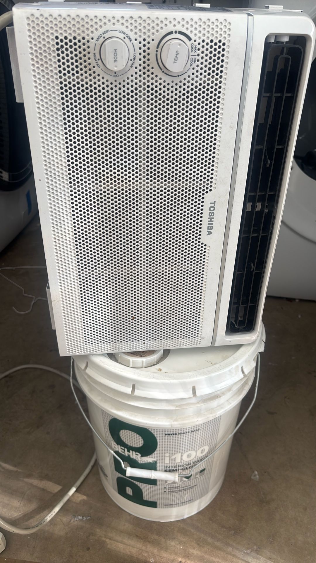Toshiba Window AC