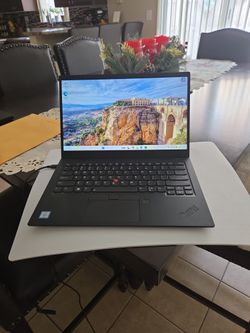 Lenovo ThinkPad X1 Carbon GEN 8