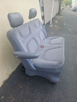 2005 Dodge Caravan