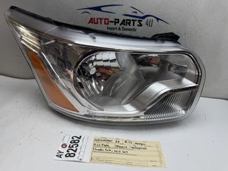 1brokentab 2015 - 2016 - 2023 FORD TRANSIT 150 250 RIGHT HALOGEN HEADLIGHT AY82582
