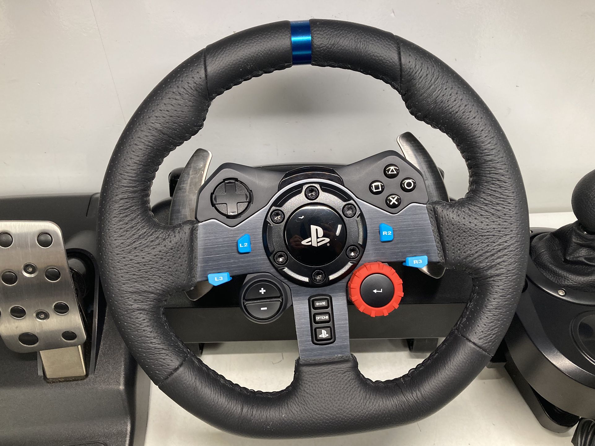 Logitech G29 DRIVING FORCE RACING W/Floor Pedals and WHEEL GEAR SHIFTER for PS5, PS4, PC, Mac