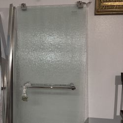 2 Sliding Shower Glass. 
