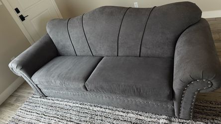 Couch set