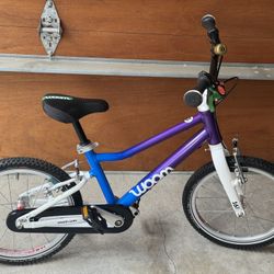 Woom 3 16 inch this was a limited edition color its in great shape light weight aluminum 