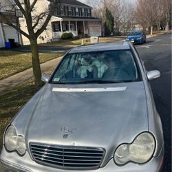 Mercedes C(contact info removed)