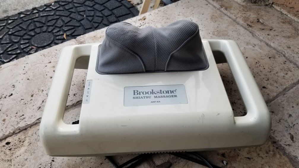Brookstone Shiatsu Portable Kneading Massager AHP-K5