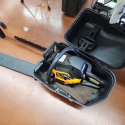 Poland Pro 18" Chainsaw Gas In Hard Case