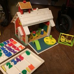 Vintage Collectible fisher Price Schoolhouse And Accessories 