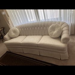 Vintage White Couches 