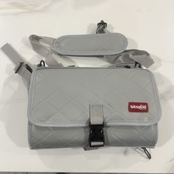 Bitsy Portable Baby Diaper Changing Pad in Cloud Gray (New) No Box