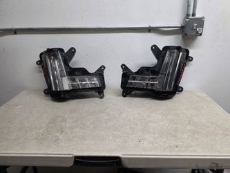 Left right foglight cadillac escalade 2015 2016 2017 2018 2019 2020