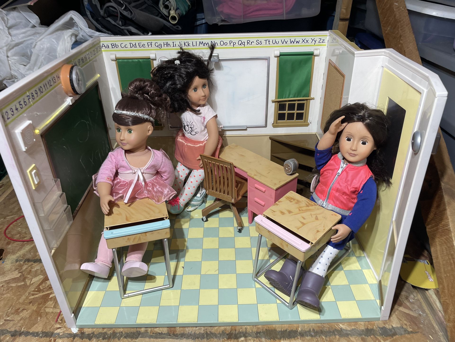 Our Generation Awesome Academy School Room for 18 in Dolls