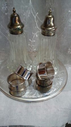 Silver plated salt and pepper and trivet
