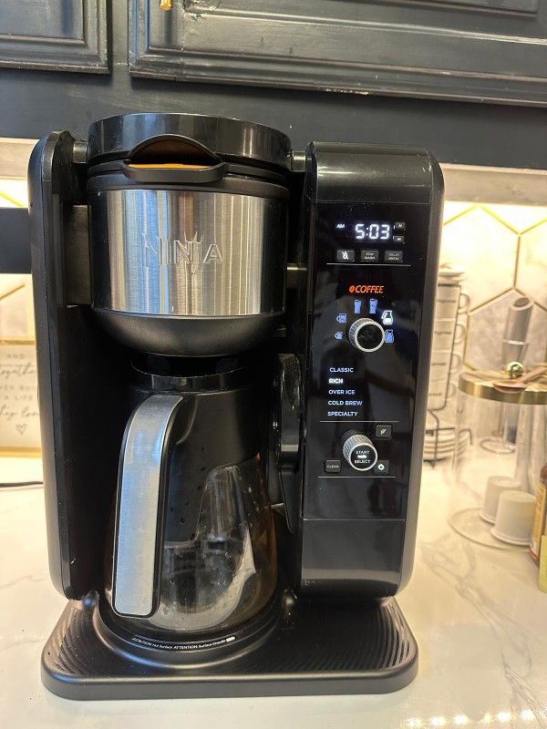 Coffee Maker Ninja CP307 Hot and Cold Brewed System