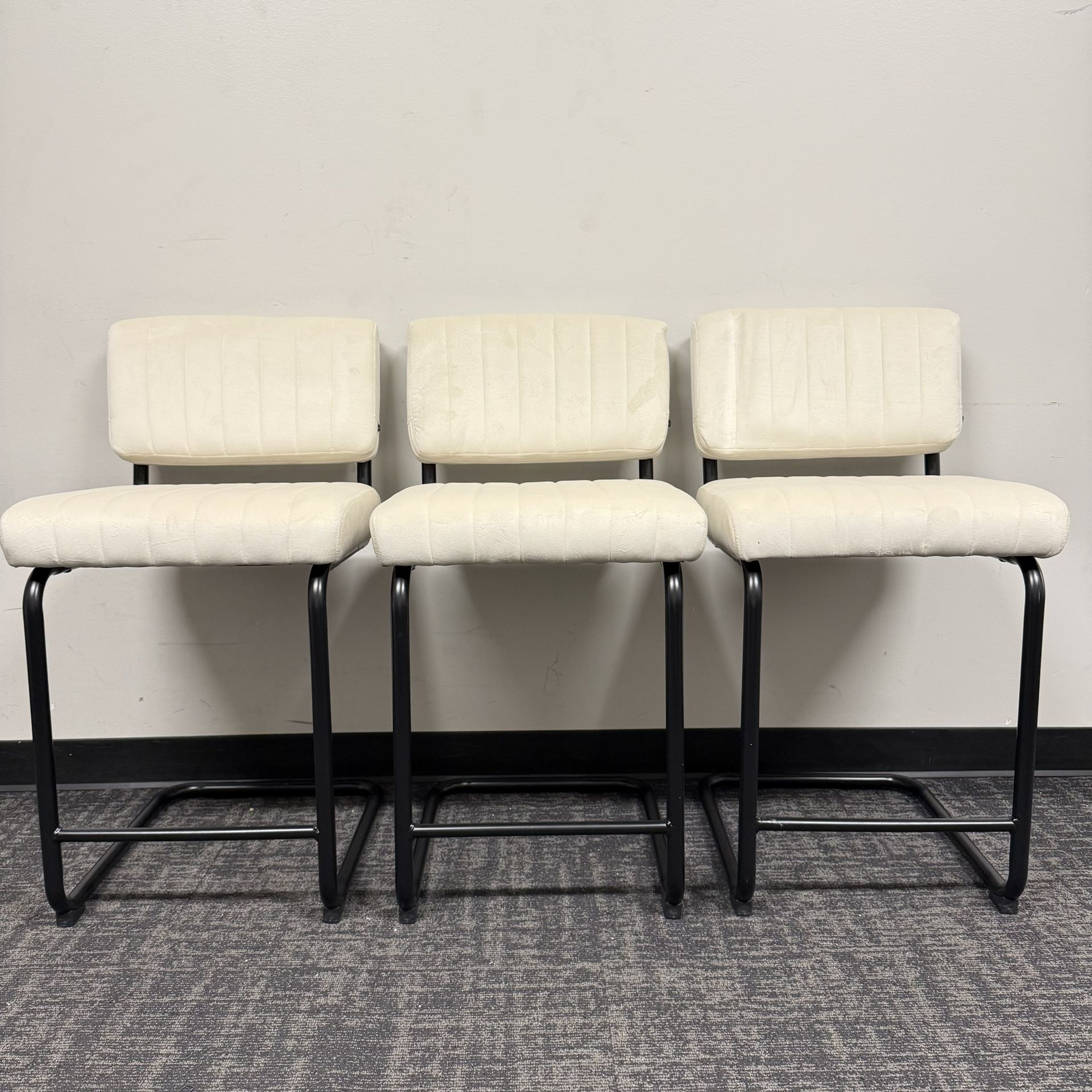 24” Velvet Barstools Set Of 3