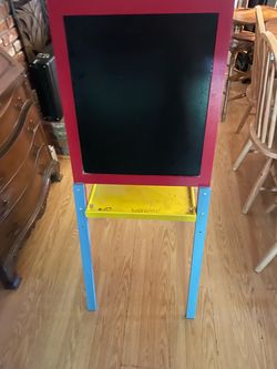 Kids Double-Sided Art Easel