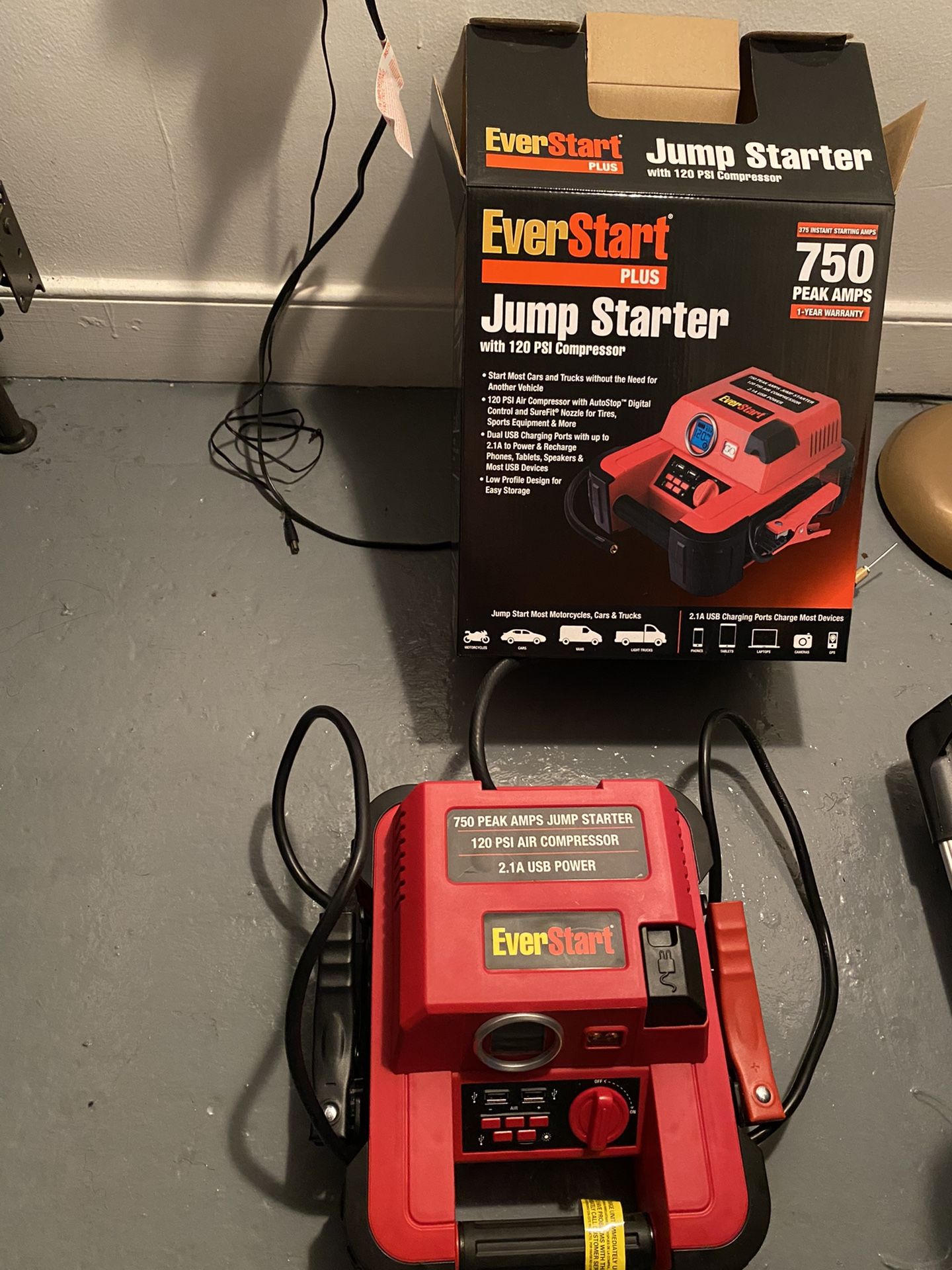 Ever Start Jumpstart/w 120 PSI compressor