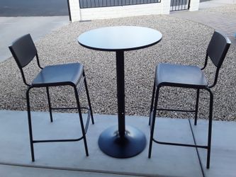 Cocktail Table With Two Black Stools 24 Inches Height Seat