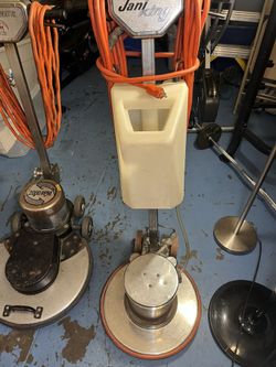 Carpet Cleaner With Vacuum
