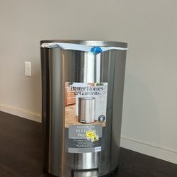 10.5 Gallon Trash Can 