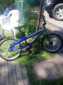 1999 Mongoose hoop d Bmx 175or BEST OFFER for Sale in VERNON ROCKVL CT OfferUp