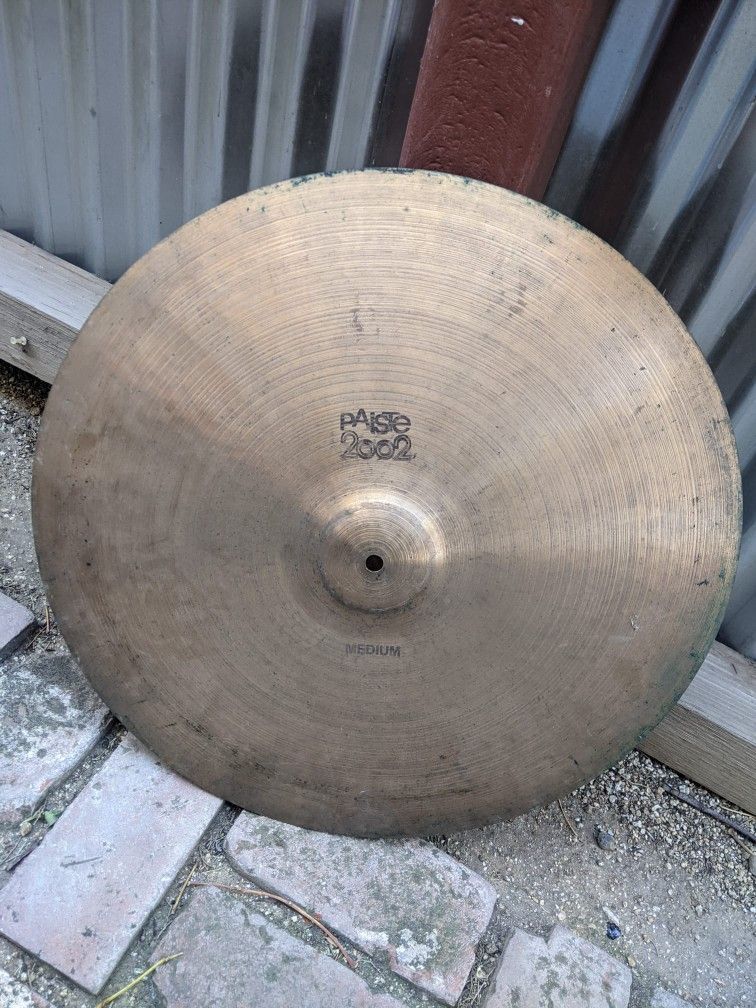Vintage Cymbal // 20 Inch PAISTE 2002 Medium // BLACK LABEL
