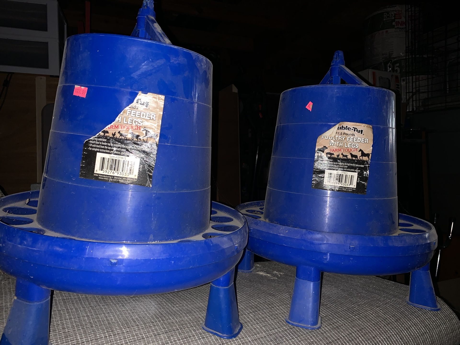 Lage Poultry Feeders 