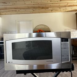 GE Profile Microwave 