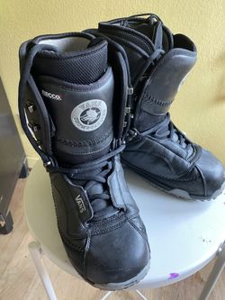 Snow boots size 10