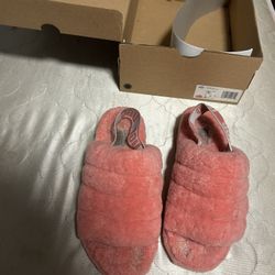 Pink Ugg Slippers 