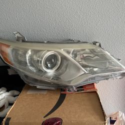 Used 2012 Camry Headlights/rear lights