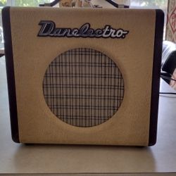 Danelectro Nifty Fifty