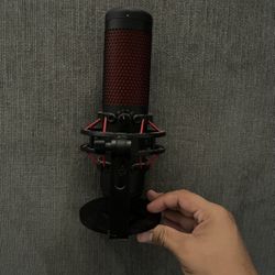 Hyper X QuadCast Gaming mic 