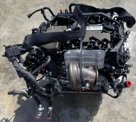 part HYUNDAI SANTA FE FWD AUTOMATIC ENGINE MOTOR ASSEMBLY 2.5L 11K MILES 24-25