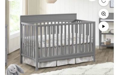 Oxford Baby Harper gray crib like new