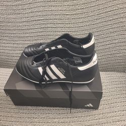 adidas Men's Copa Mundial Soccer Cleats 10 US