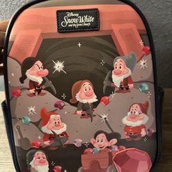 Snow White And The Seven Dwarfs DISNEY mini Backpack 