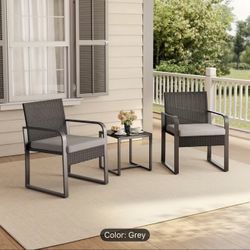 New in Box inPatio Furniture 3pcs Patio Set Chairs