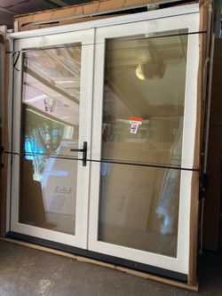 New patio door , LH OUTSWING, fiberglass , 72 by 80