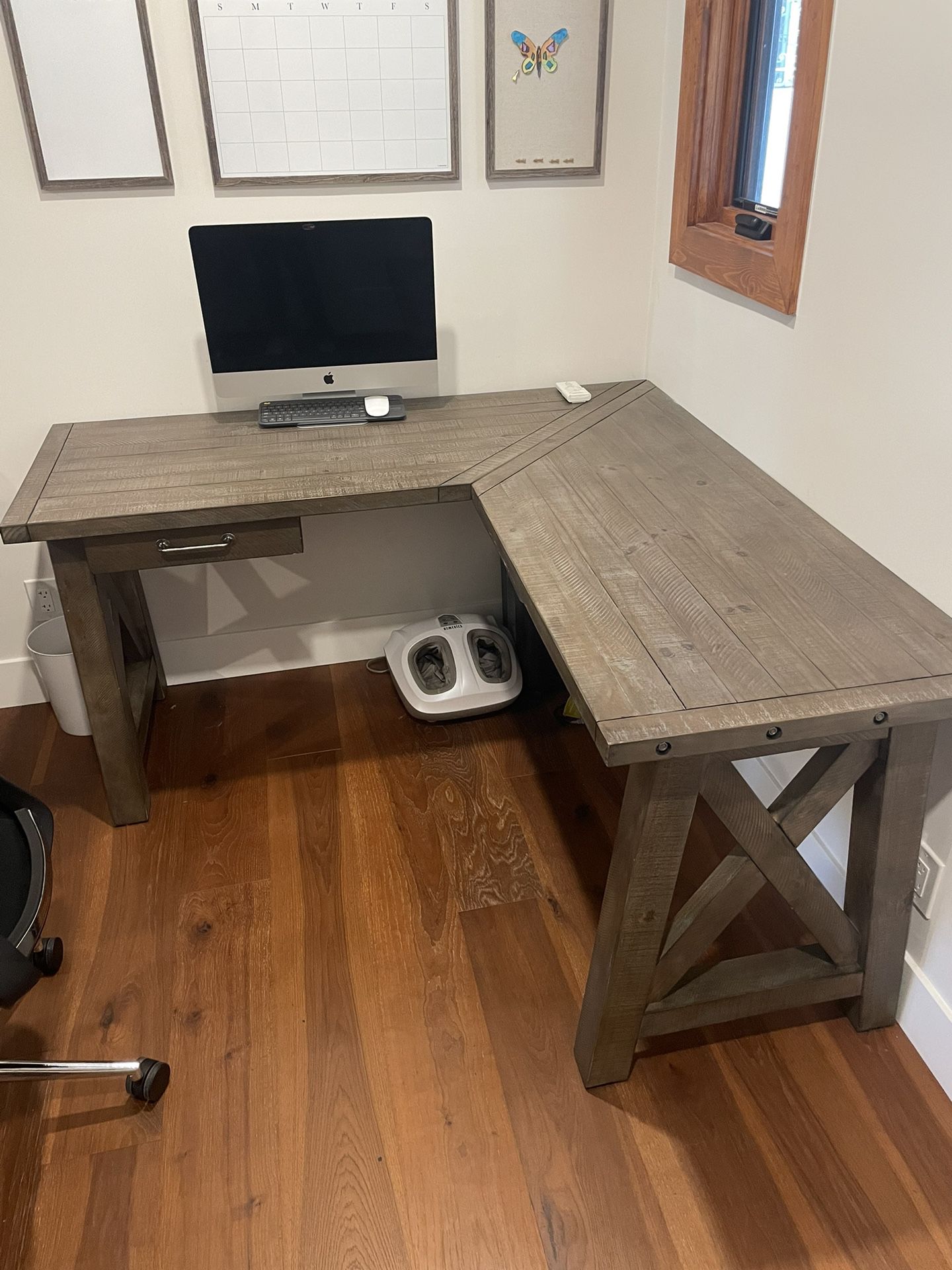 Desk + Tv Stand/Media console Office Furniture 